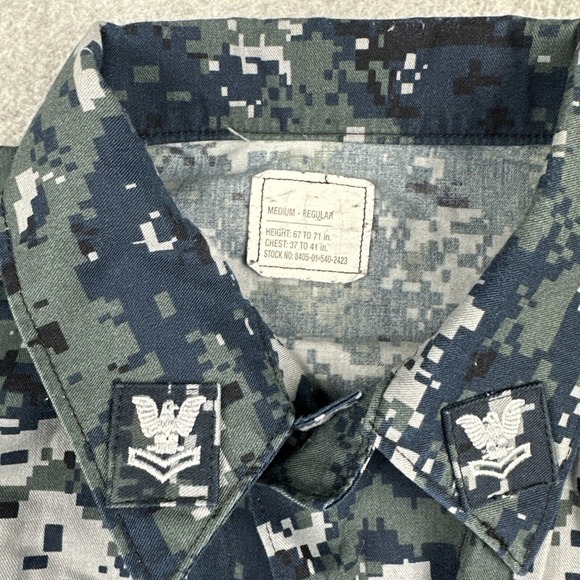 US Navy Shirt Mens M Reg Work Uniform NWU Type I Blue‎ Digital Camo Blouse WORK - Picture 3 of 7